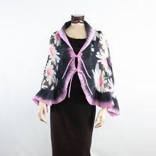 Load image into Gallery viewer, Linked white flowers scarf #168-11