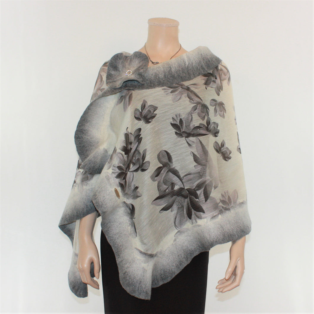 Vibrant grey flowers shawl #210-27