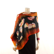Load image into Gallery viewer, Linked poppies scarf #140-22

