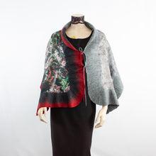 Load image into Gallery viewer, Linked  grey red scarf #168-5
