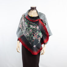 Load image into Gallery viewer, Linked  grey red scarf #168-5
