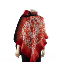 Charger l&#39;image dans la galerie, Vibrant red flowers shawl #210-14
