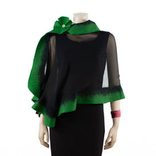 Charger l&#39;image dans la galerie, Premium black and green silk shawl #230-15
